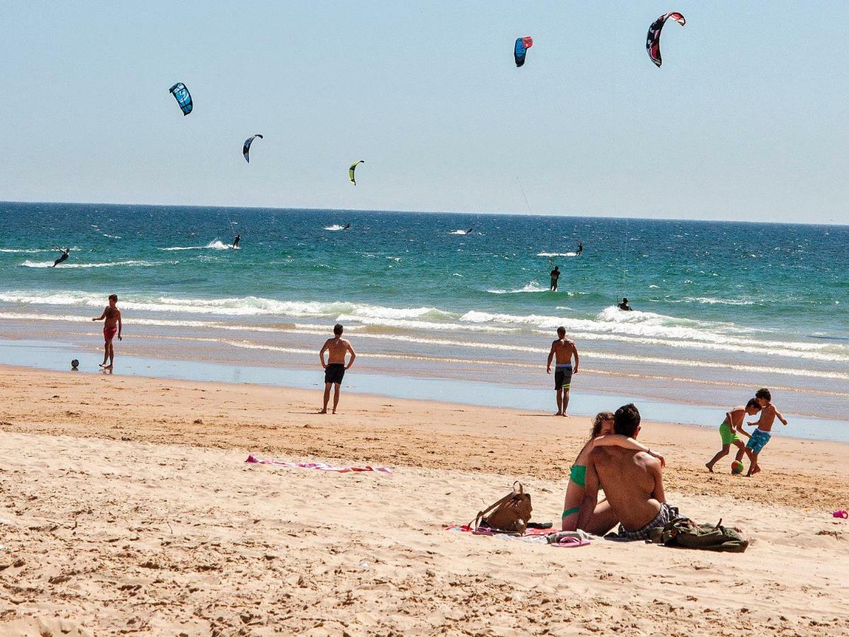 Besthomestay- Caparica Beach Lisbon ألمادا المظهر الخارجي الصورة