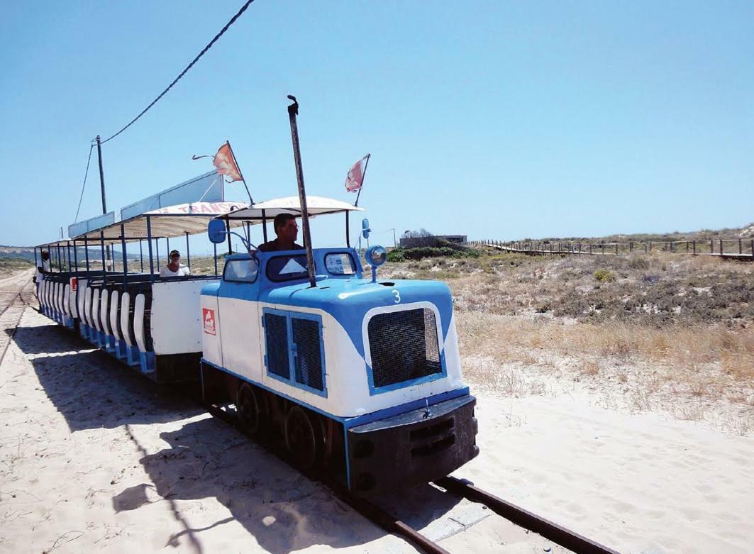 Besthomestay- Caparica Beach Lisbon ألمادا المظهر الخارجي الصورة